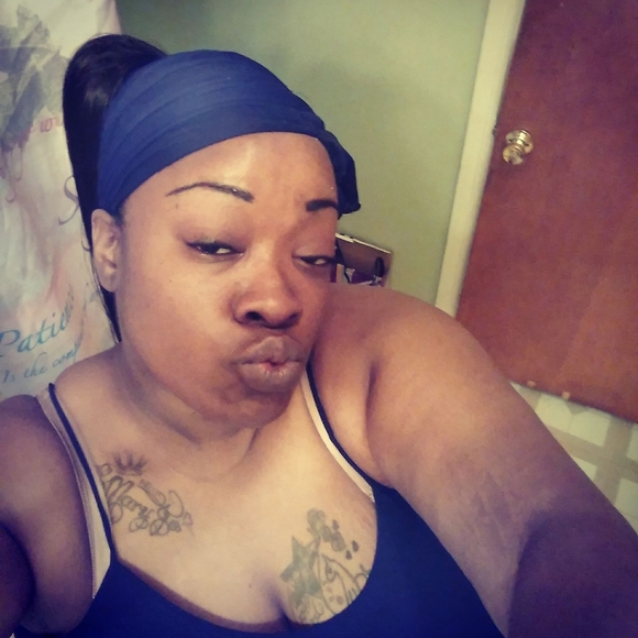 Meet your Posher, Mhz - Picture 1 of 1